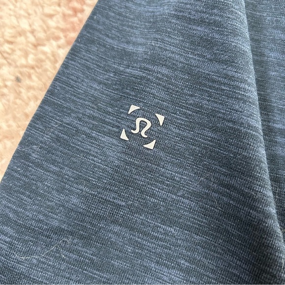 Lululemon Metal Vent Tech 1/2 Zip Men's Navy Pullover Size XL - Picture 13 of 16
